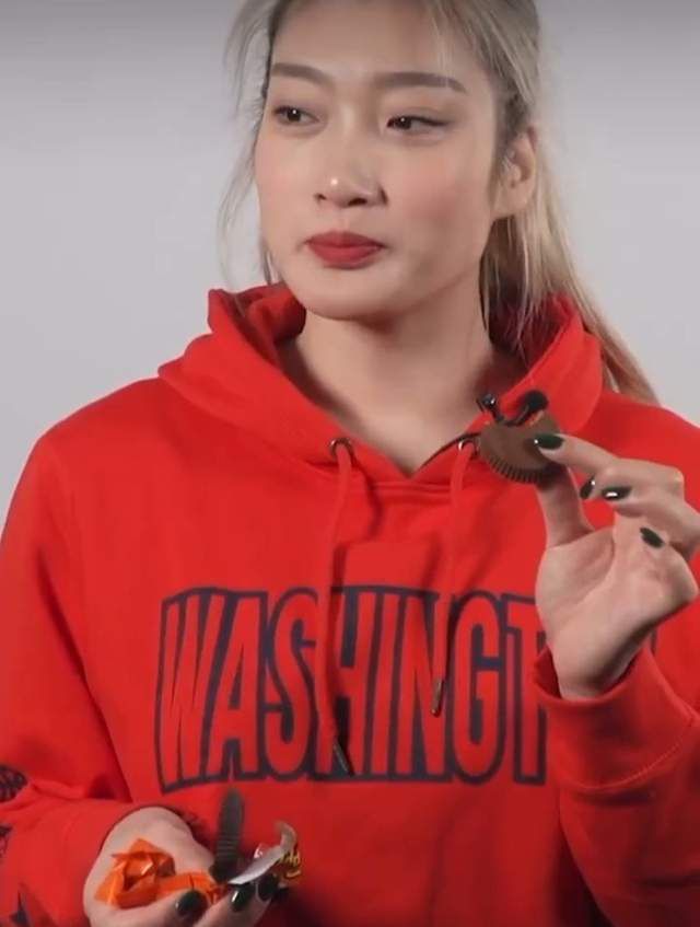 老色99久久九九精品尤物